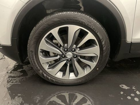 Used 2022 Buick Encore Preferred w/ Safety Package AWD/4WD image 25