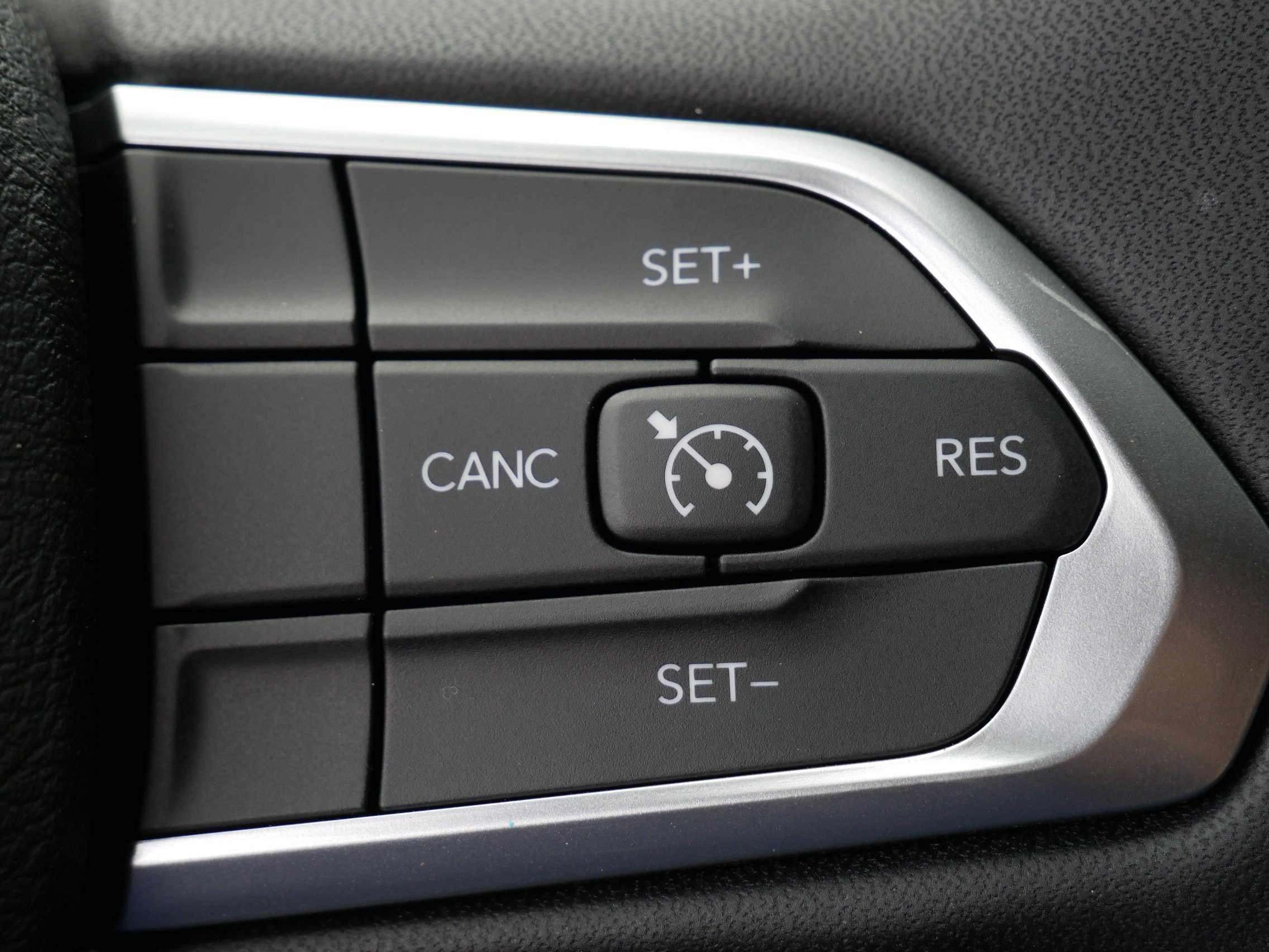 New 2026 Jeep Compass Latitude AWD/4WD image 16