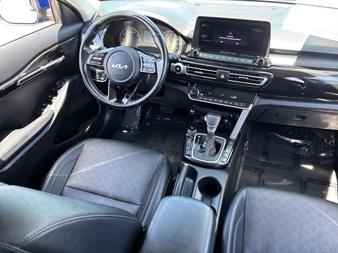 Used 2022 Kia Seltos EX AWD/4WD image 13