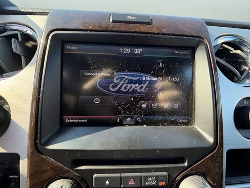 Used 2013 Ford F150 Platinum image 20