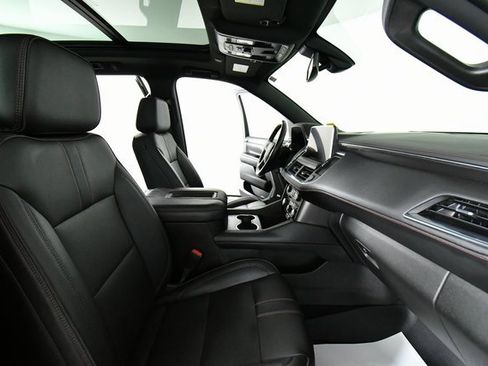 Used 2021 Chevrolet Tahoe RST w/ Luxury Package image 22