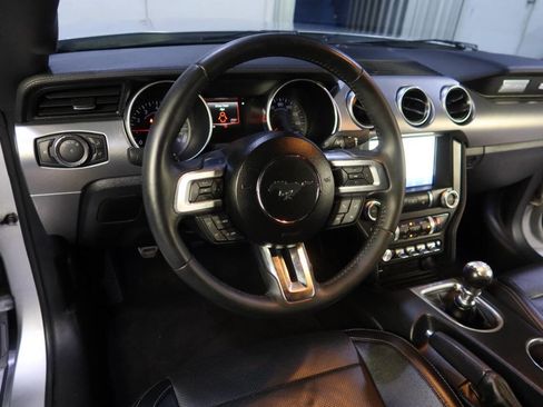 Used 2019 Ford Mustang GT Premium RWD image 20