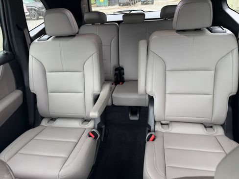 Used 2025 GMC Acadia Elevation w/ Super Cruise Package FWD image 23