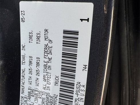 Used 2023 Toyota Tundra SR5 w/ SR5 Convenience Package image 31