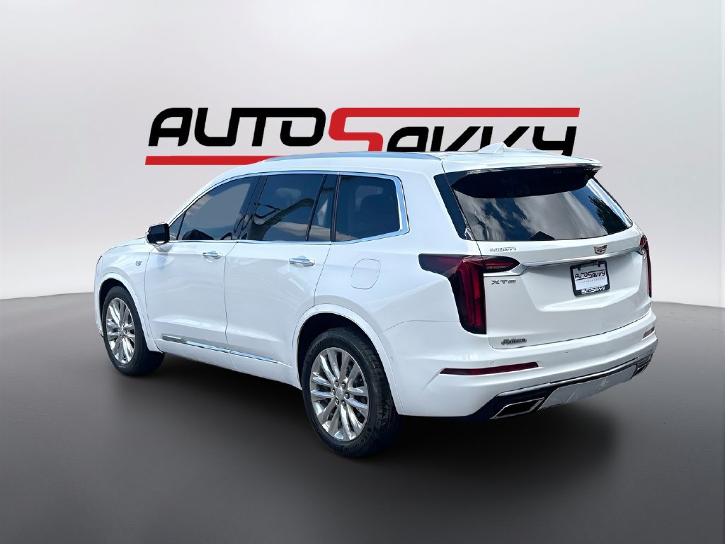 Used 2025 Cadillac XT6 Premium Luxury w/ Technology Package FWD image 5
