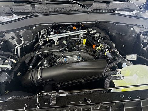 New 2026 Ford Explorer Active AWD/4WD image 31
