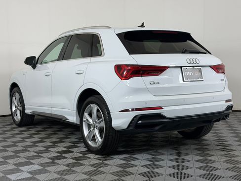 Used 2020 Audi Q3 2.0T Premium Plus w/ Premium Plus Package AWD/4WD image 3