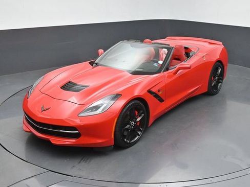 Used 2015 Chevrolet Corvette Stingray Convertible w/ 2LT Preferred Equipment Group RWD image 38
