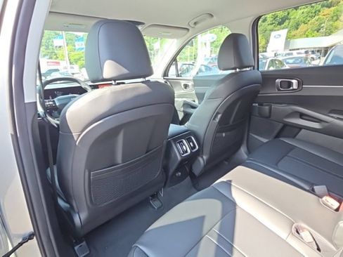 New 2026 Kia Sorento S AWD/4WD image 21