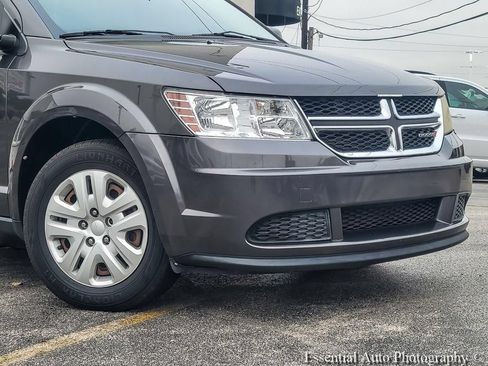 Used 2017 Dodge Journey SE w/ Flexible Seating Group FWD image 4