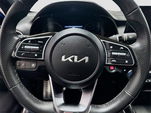 Used 2023 Kia Forte GT-Line w/ GT-Line Premium Package image 18