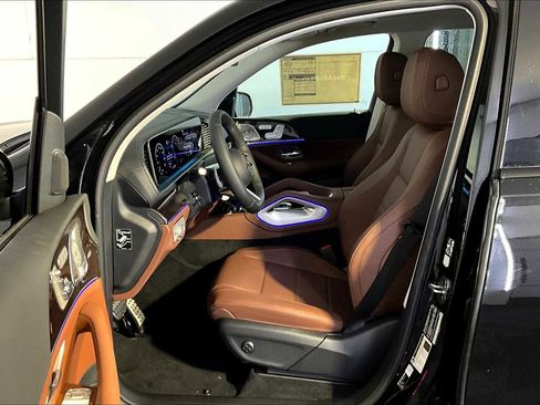 New 2026 Mercedes-Benz GLS 450 4MATIC image 13