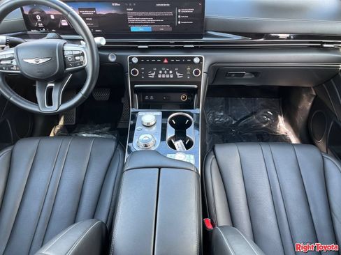 Used 2025 Genesis GV80 2.5T Standard AWD/4WD image 17