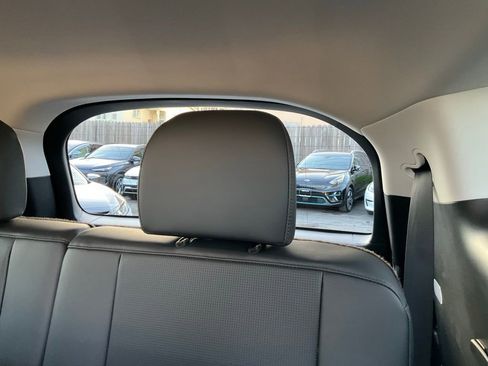 Used 2026 Hyundai Ioniq 9 Limited image 35