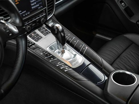 Used 2010 Porsche Panamera S RWD image 20
