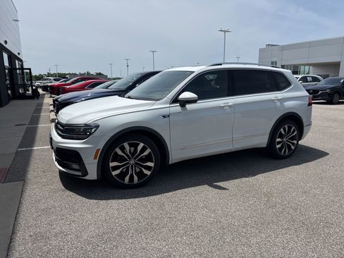 Used 2019 Volkswagen Tiguan SEL Premium R-Line AWD/4WD image 1