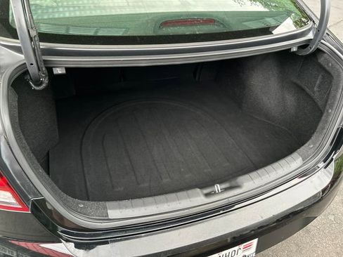 Used 2019 Hyundai Elantra SE FWD image 22
