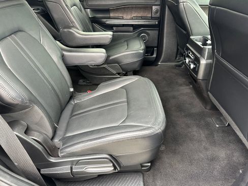 Used 2019 Ford Expedition Limited AWD/4WD image 14