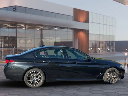 Used 2023 BMW 540i xDrive w/ M Sport Package image 5