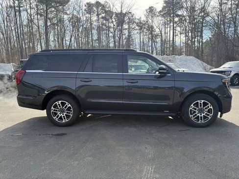 New 2025 Ford Expedition Max Active image 6