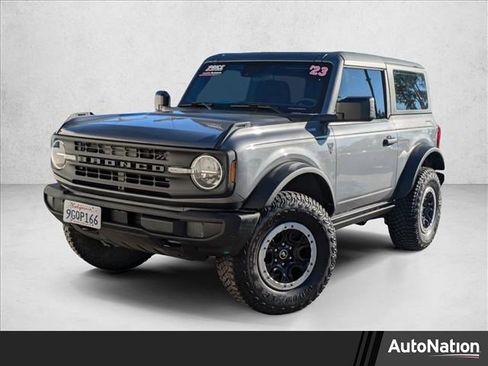 Used 2023 Ford Bronco 2-Door w/ Sasquatch Package image 1