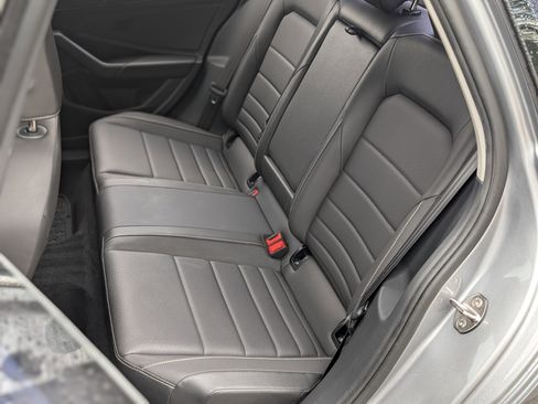 Used 2024 Volkswagen Jetta SE image 17