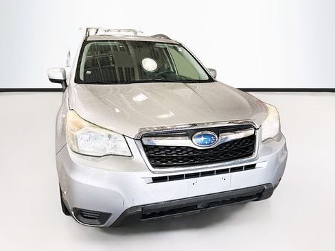 Used 2014 Subaru Forester 2.5i Premium w/ Popular Package #2 AWD/4WD image 3