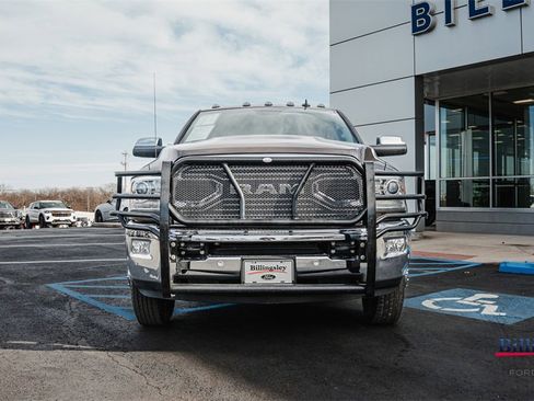 Used 2018 RAM 3500 Laramie Longhorn w/ Longhorn Southfork Package image 8