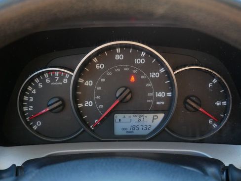 Used 2016 Toyota RAV4 LE image 17