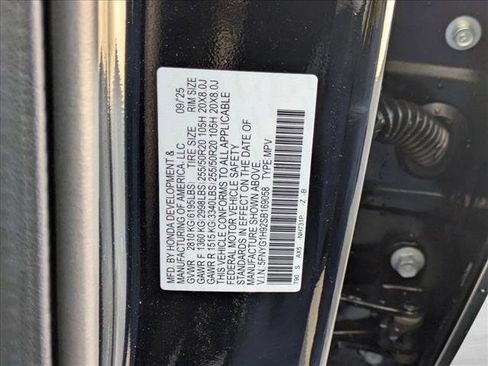 New 2025 Honda Pilot Black Edition image 19