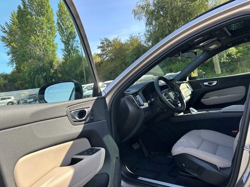 New 2026 Volvo XC60 B5 Plus w/ Protection Package Premier image 20