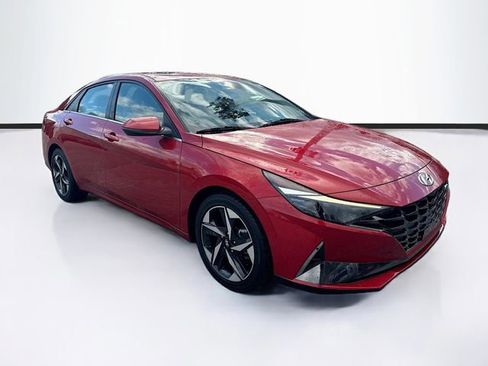 Used 2021 Hyundai Elantra Limited image 1