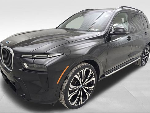 Certified 2024 BMW X7 xDrive40i w/ M Sport Package image 5
