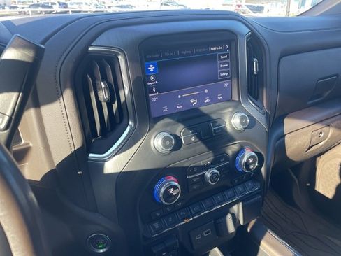 Used 2023 GMC Sierra 2500 Denali w/ Denali Ultimate Package image 10