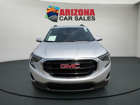 Used 2020 GMC Terrain SLE w/ Driver Convenience Package image 7