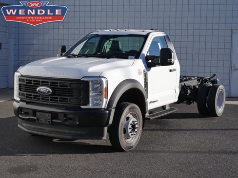 New 2025 Ford F450 XL image 1