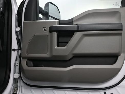 Used 2022 Ford F250 XL w/ Power Equipment Group AWD/4WD image 47