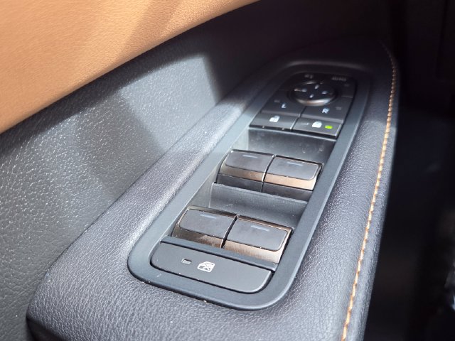 Used 2025 Lexus RX 350h AWD/4WD image 39