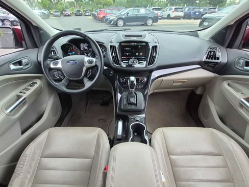 Used 2014 Ford Escape Titanium w/ Equipment Group 401A AWD/4WD image 15