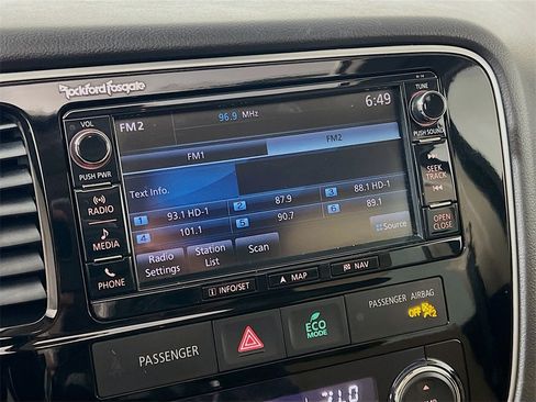 Used 2016 Mitsubishi Outlander GT image 15