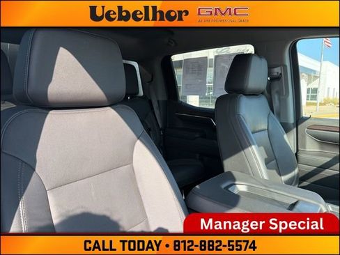 Used 2022 GMC Sierra 1500 SLT image 4