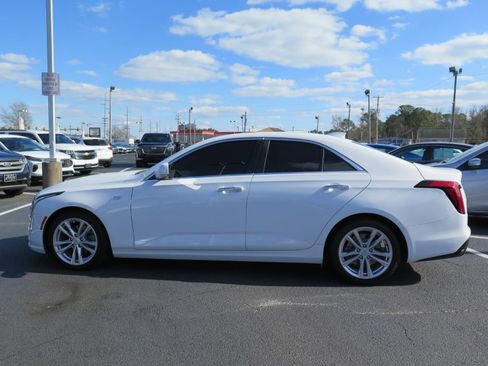 Used 2021 Cadillac CT4 Luxury w/ Cold Weather Package image 12
