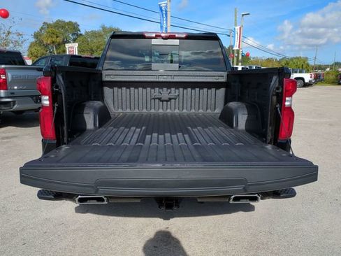 New 2026 Chevrolet Silverado 1500 High Country w/ Technology Package AWD/4WD image 12