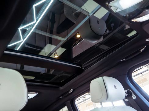 Used 2019 Rolls-Royce Cullinan AWD/4WD image 37