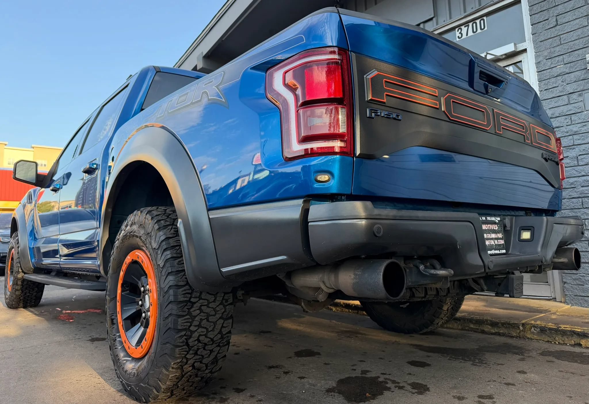 Used 2018 Ford F150 Raptor w/ Equipment Group 802A Luxury AWD/4WD image 5