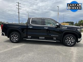 Used 2022 GMC Sierra 1500 SLT w/ SLT Premium Plus Package AWD/4WD video 2