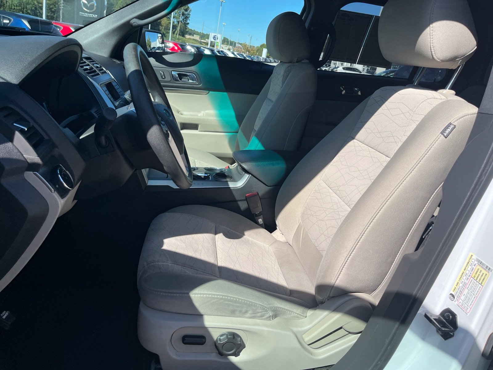 Used 2014 Ford Explorer FWD image 23