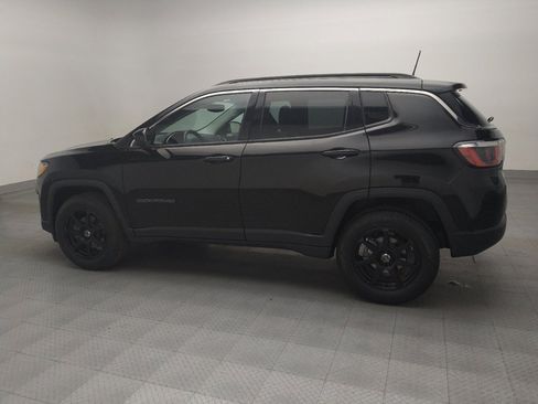 Used 2019 Jeep Compass Latitude w/ Popular Equipment Group image 3