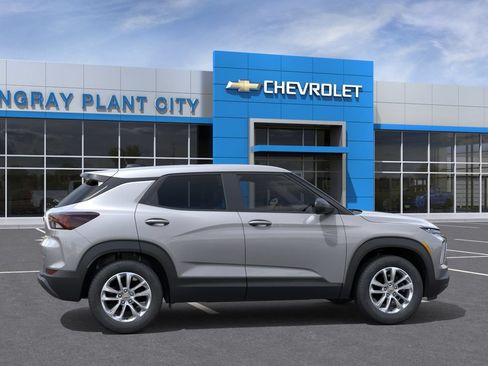 New 2026 Chevrolet TrailBlazer LS w/ LS Convenience Package FWD image 5