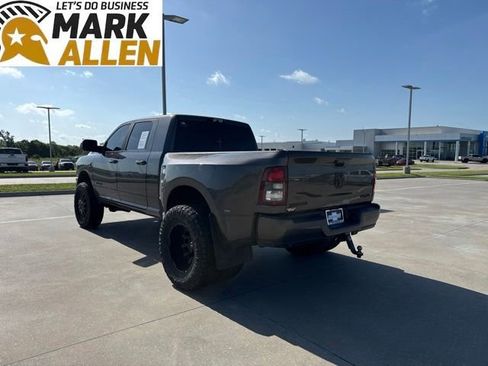Used 2022 RAM 3500 Big Horn w/ Night Edition AWD/4WD image 4